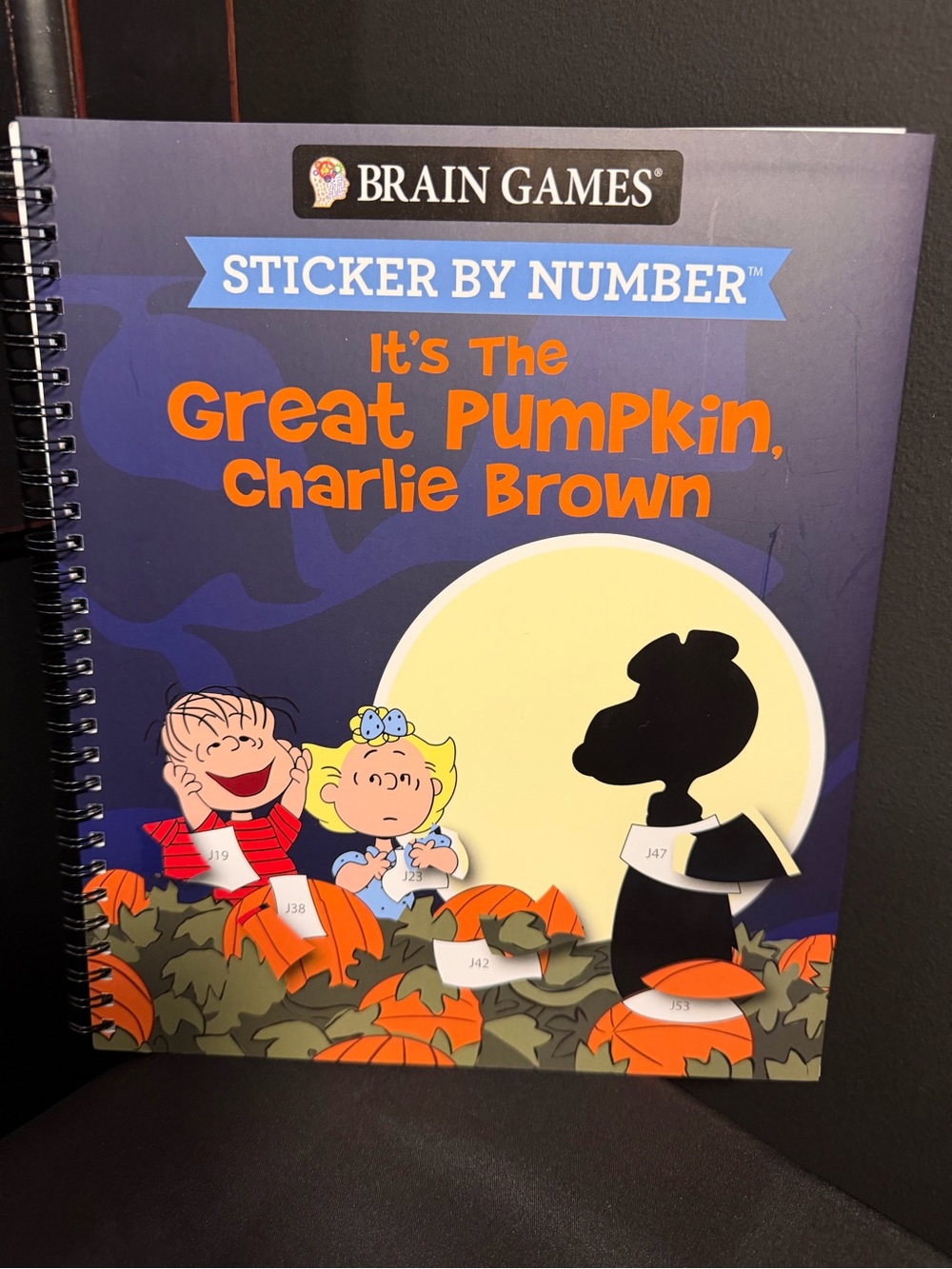 The Great Pumpkin Charlie Brown Sticker-by-Number Book by Brain Games. NEW
